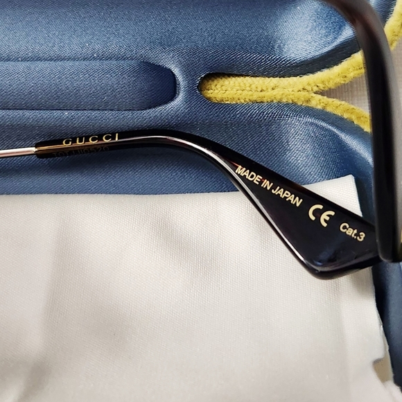 Gucci Gold GG0105S Gradient Round Sunglasses With Case, pouch and Dust cloth New - Picture 5 of 16